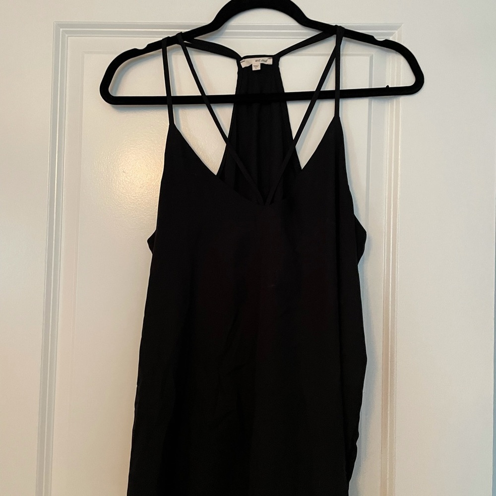 Wet seal slinky flowy tank with extra cross front straps at Neck line - large